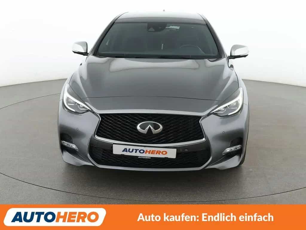 Infiniti Q30 2.0 Turbo Sport AWD Aut.*NAVI*CAM*PDC*SHZ* 09/2016-photo-8