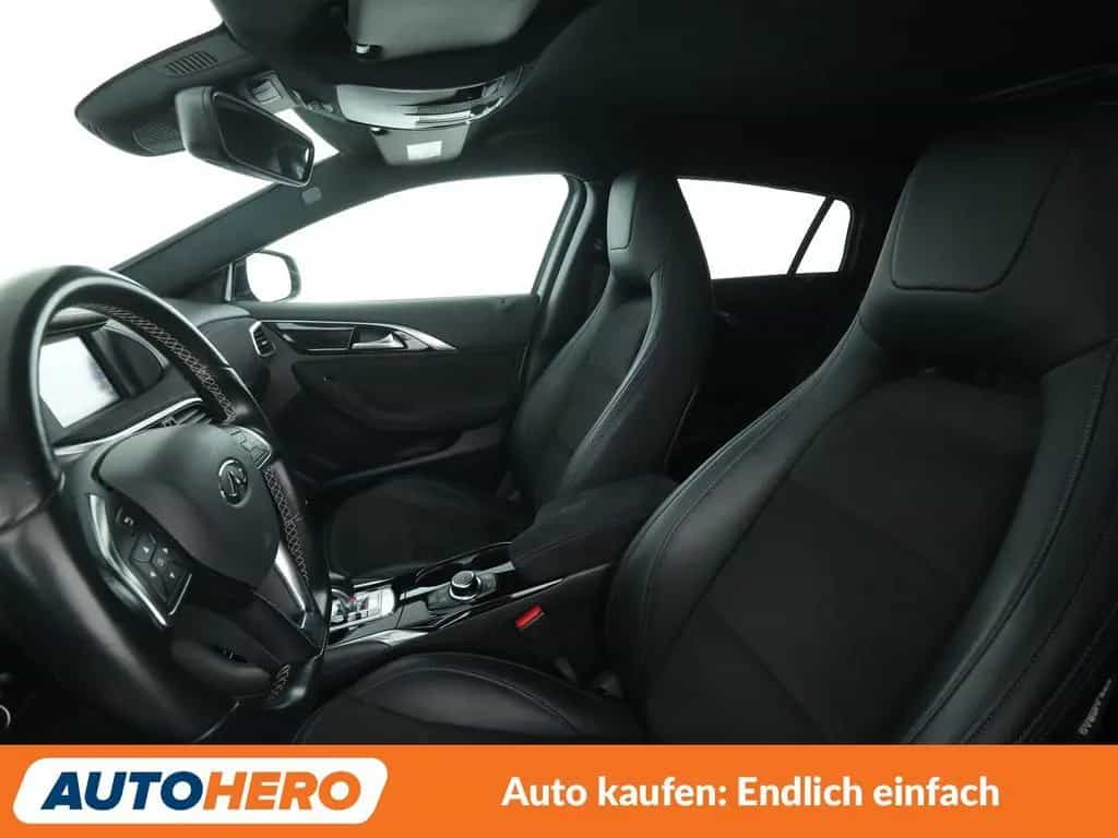 Infiniti Q30 2.0 Turbo Sport AWD Aut.*NAVI*CAM*PDC*SHZ* 09/2016-photo-9