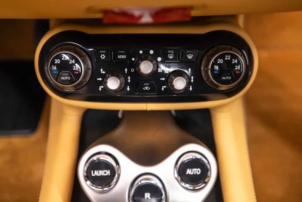 Ferrari California 4.3 V8 Dealer auto 12/2010-photo-11
