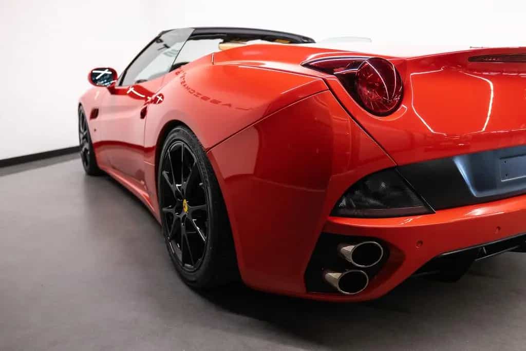 Ferrari California 4.3 V8 Dealer auto 12/2010-photo-32