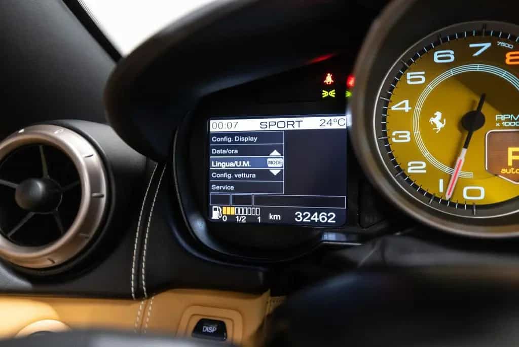Ferrari California 4.3 V8 Dealer auto 12/2010-photo-33