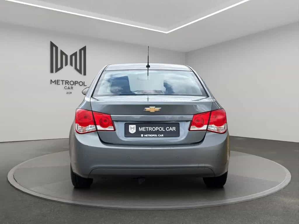 Chevrolet Cruze 1.6 LS PDC/KLIMA/SERVO/LMF/ZV+TÜV 10.26 06/2009-photo-3