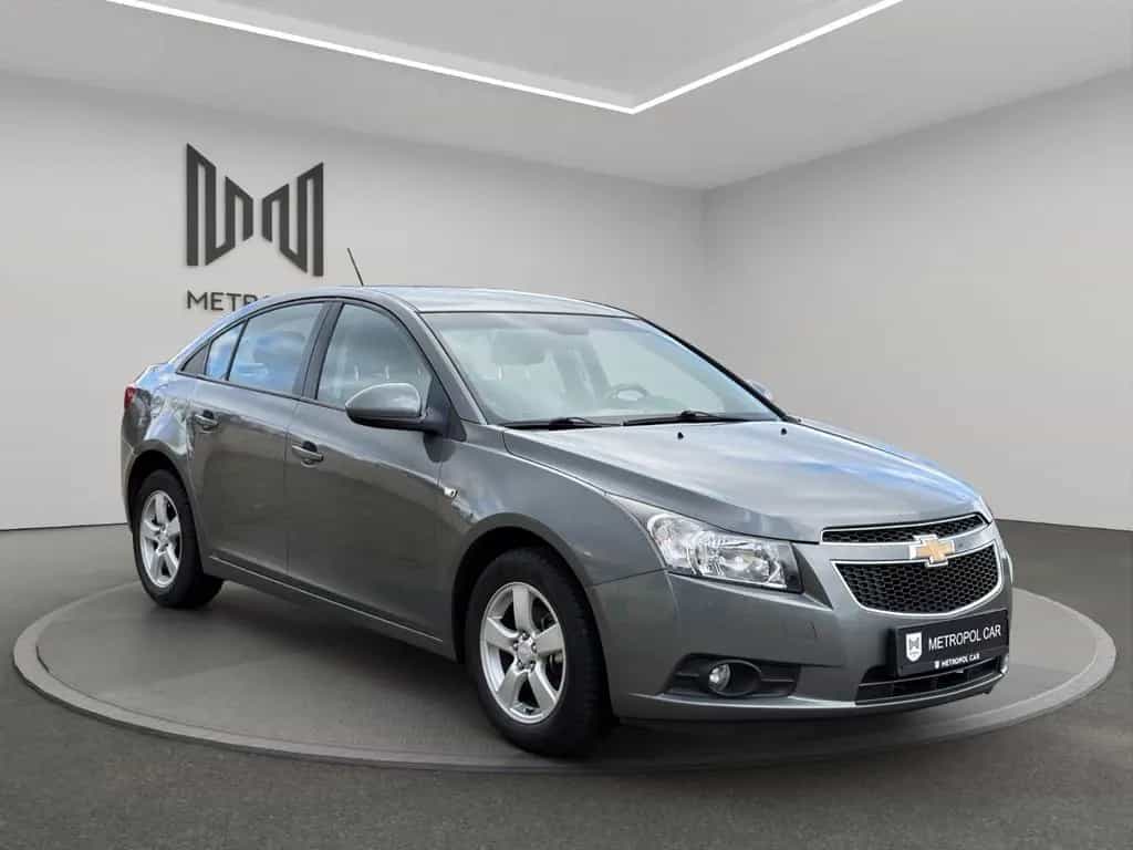 Chevrolet Cruze 1.6 LS PDC/KLIMA/SERVO/LMF/ZV+TÜV 10.26 06/2009-photo-6