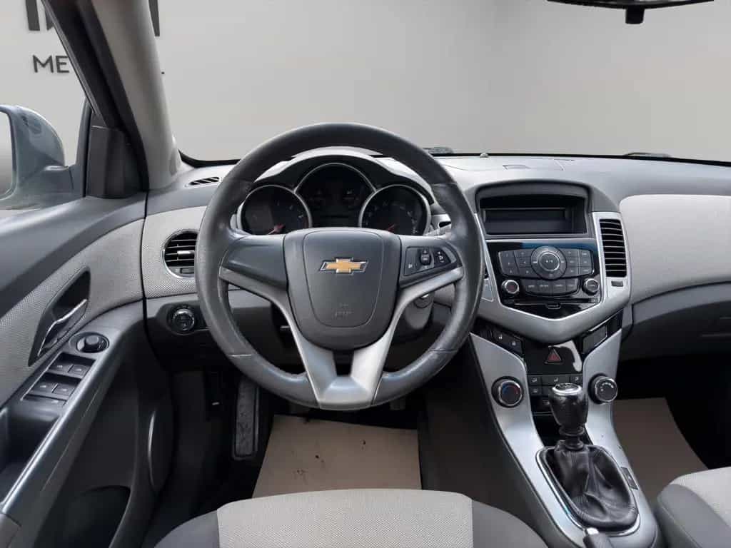 Chevrolet Cruze 1.6 LS PDC/KLIMA/SERVO/LMF/ZV+TÜV 10.26 06/2009-photo-9