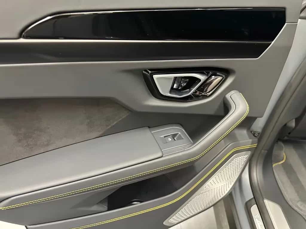 Lamborghini Urus S*GRIGIO TELESTO MATT*AKRAPOVIC*PANO*B&O*23 09/2024-photo-18