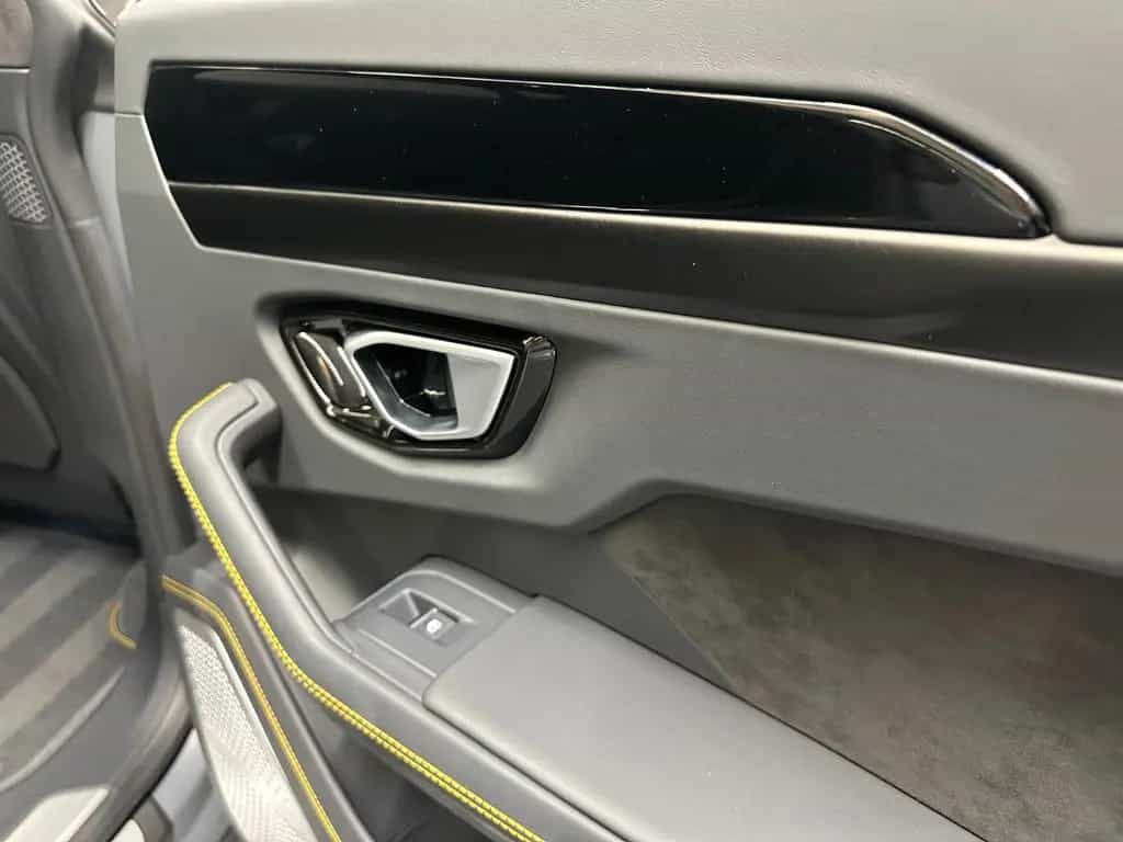 Lamborghini Urus S*GRIGIO TELESTO MATT*AKRAPOVIC*PANO*B&O*23 09/2024-photo-23