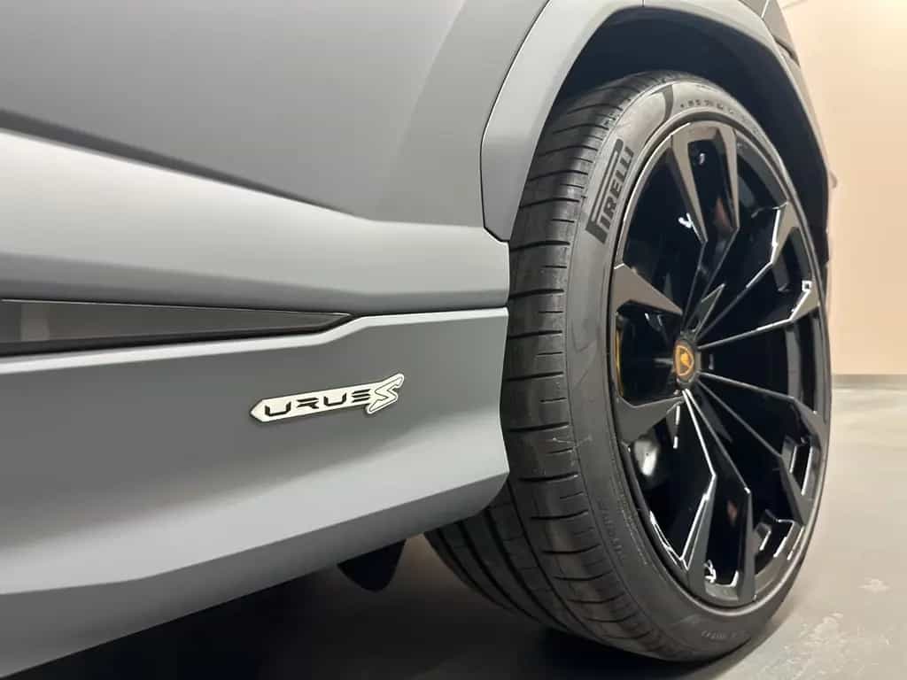 Lamborghini Urus S*GRIGIO TELESTO MATT*AKRAPOVIC*PANO*B&O*23 09/2024-photo-6