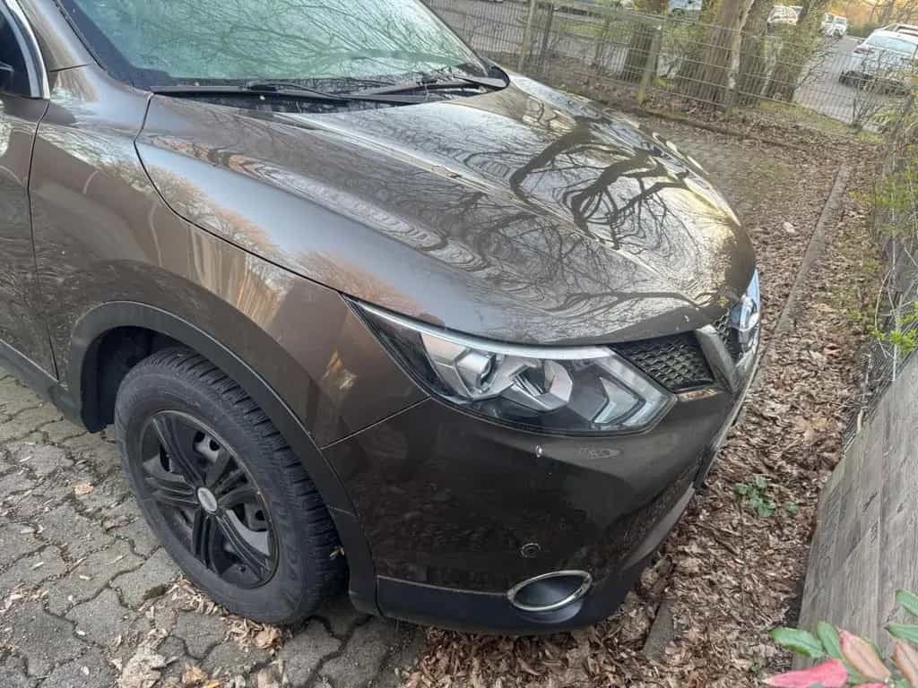 Nissan Qashqai 1.2 DIG-T Tekna Tekna 01/2015-photo-2
