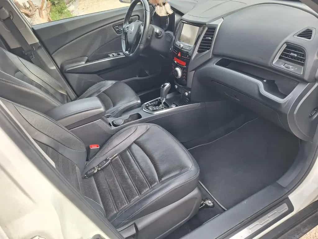 Ssangyong XLV 1.6 e-XDi 160 SAPPHIRE 2WD 06/2016-photo-13