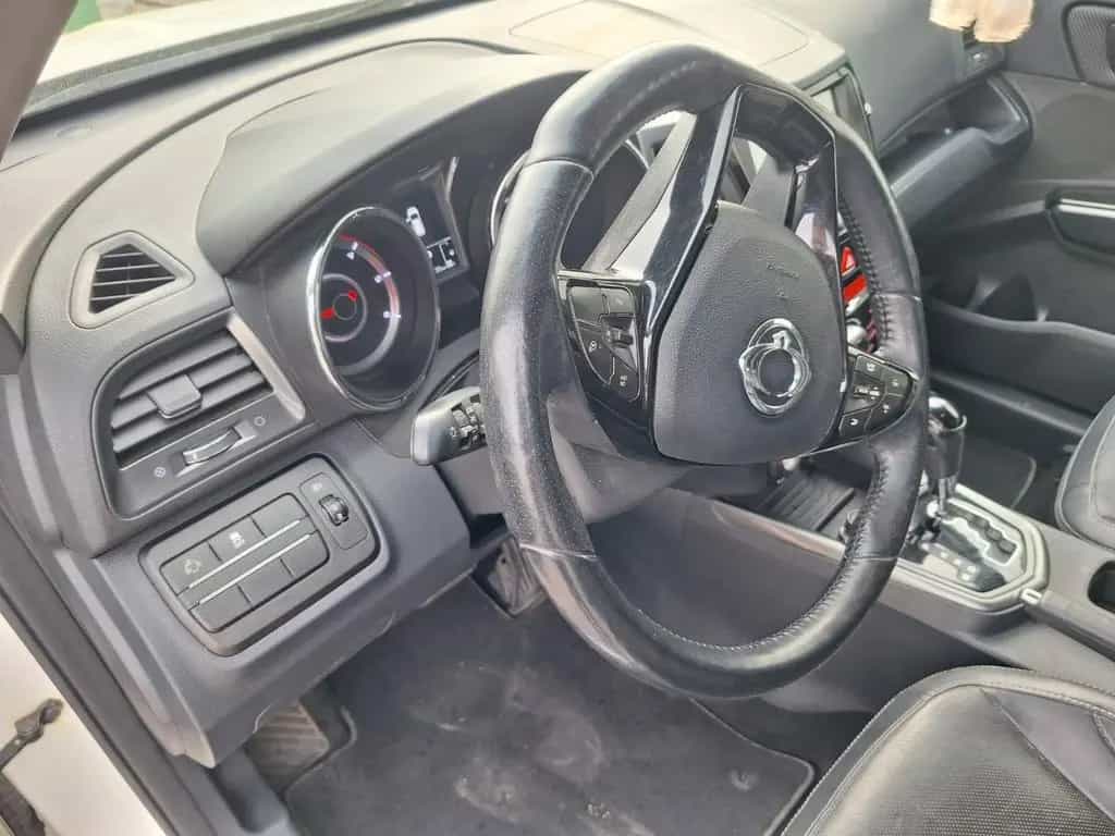 Ssangyong XLV 1.6 e-XDi 160 SAPPHIRE 2WD 06/2016-photo-15