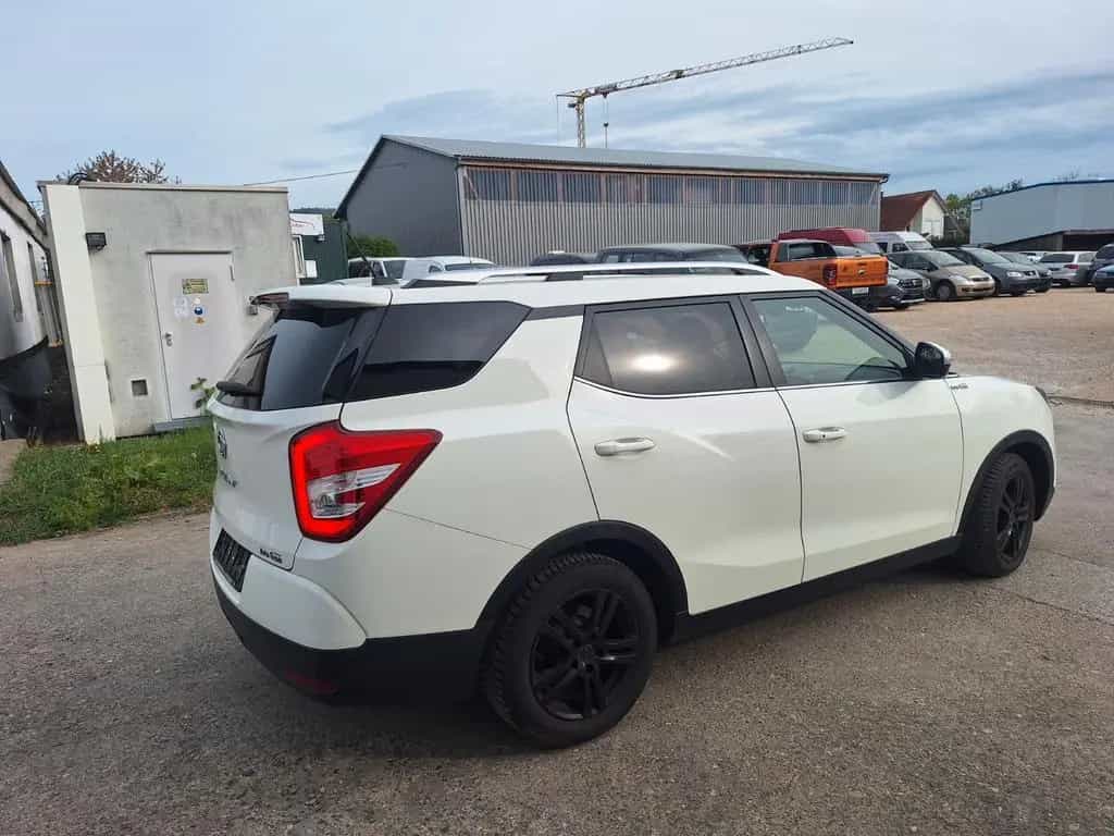 Ssangyong XLV 1.6 e-XDi 160 SAPPHIRE 2WD 06/2016-photo-7