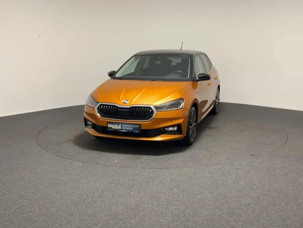 Skoda Fabia 1.0 TSIO DSG First Edition CarPlay LED 09/2021-photo-3
