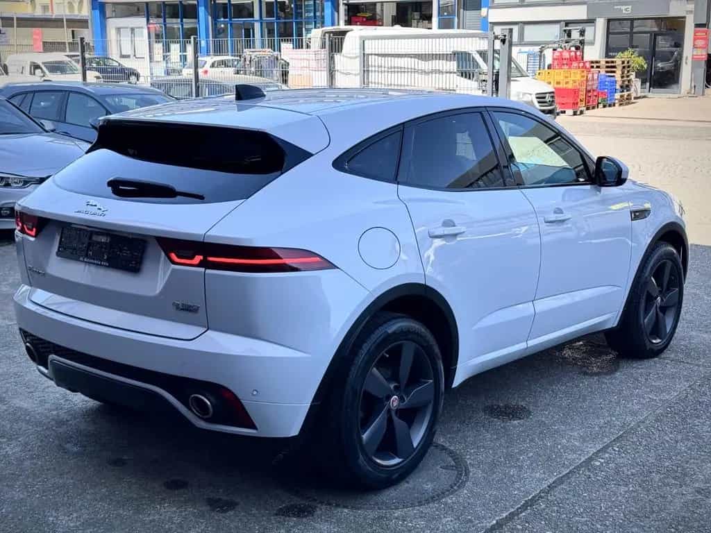 Jaguar E-Pace R-Dynamic SE AWD/Leder/Kam/eSitze 11/2020-photo-4
