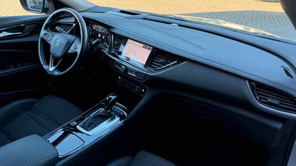Opel Insignia B Innovation LEDER+HUD+ACC+360+LED+VIRT 04/2020-photo-9