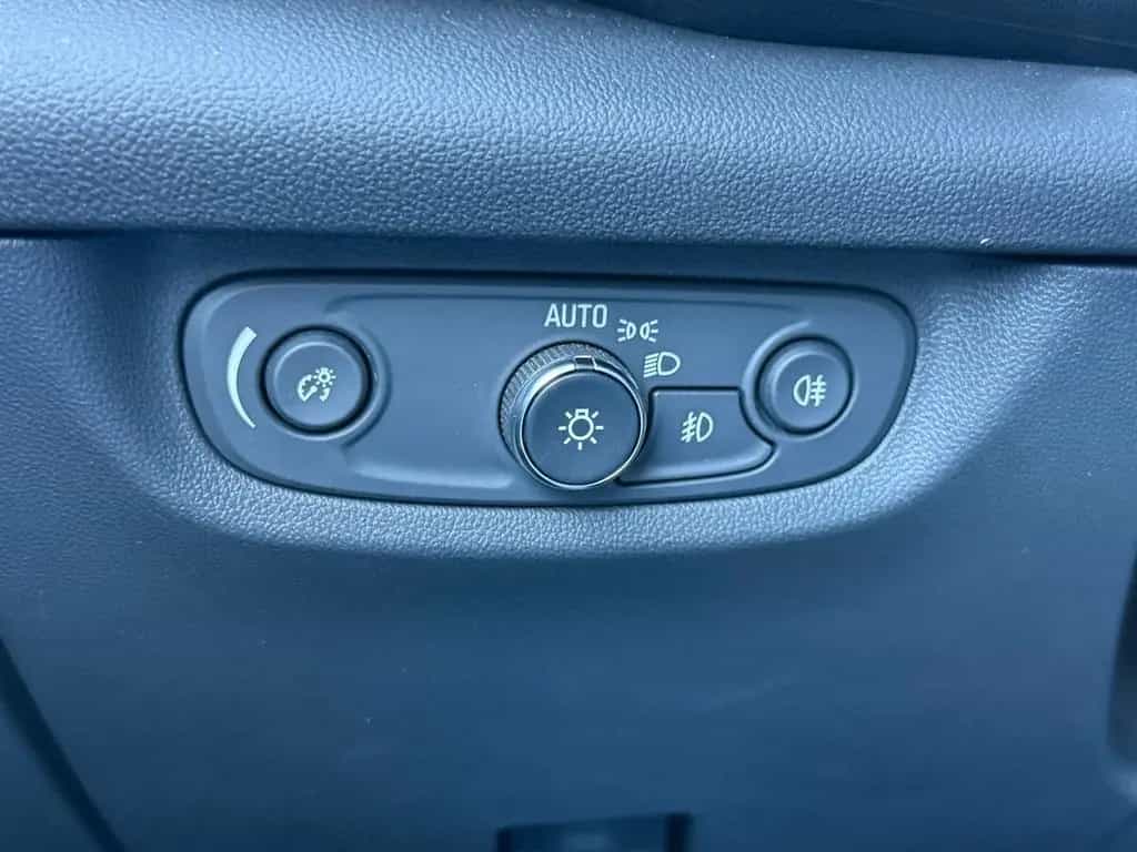 Opel Insignia B Innovation LEDER+HUD+ACC+360+LED+VIRT 04/2020-photo-29