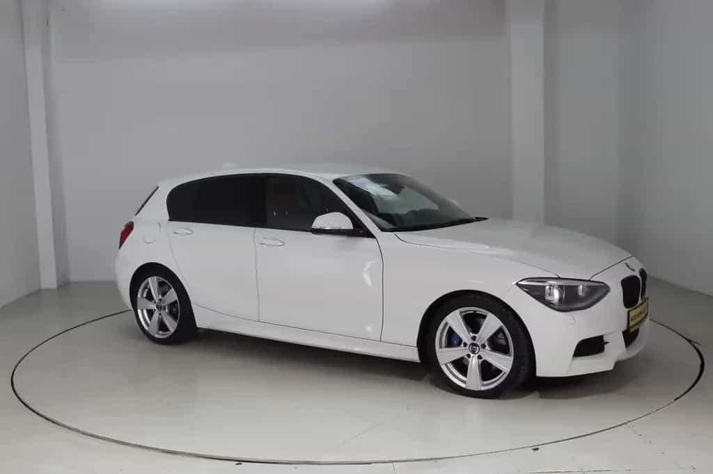 BMW M135 xDrive 04/2013-photo-1
