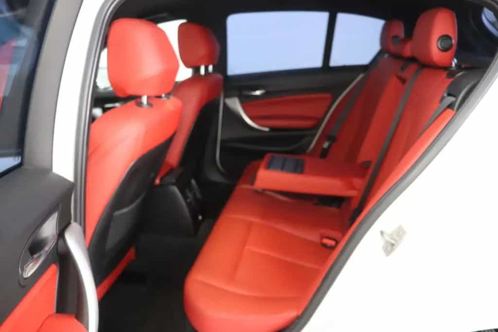 BMW M135 xDrive 04/2013-photo-31