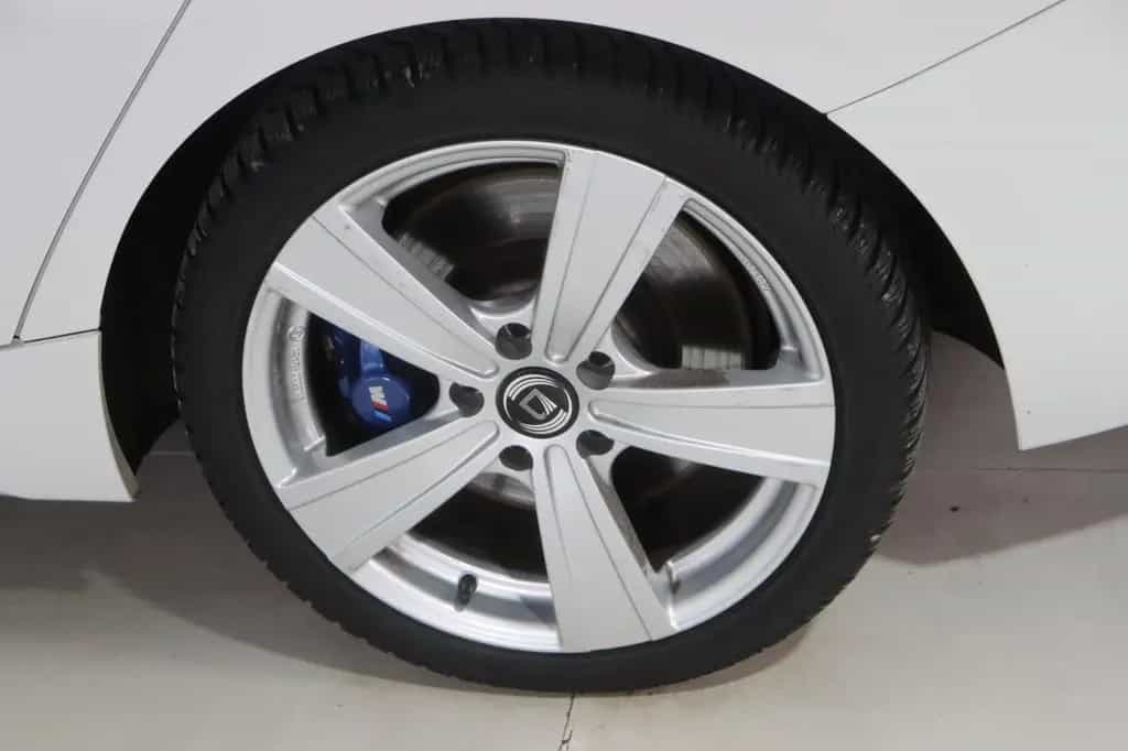 BMW M135 xDrive 04/2013-photo-35