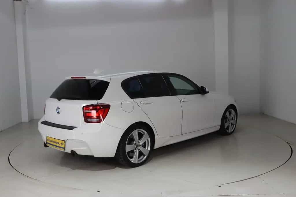 BMW M135 xDrive 04/2013-photo-3
