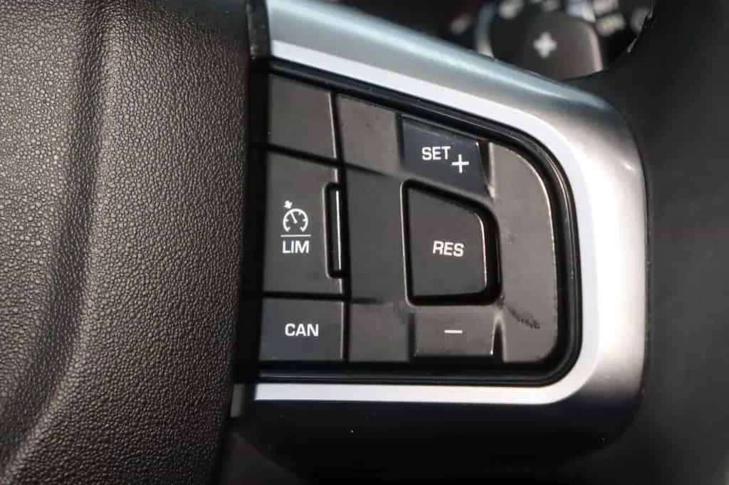 Land Rover Discovery Sport 2.0 TD4 SE AWD 06/2018-photo-18