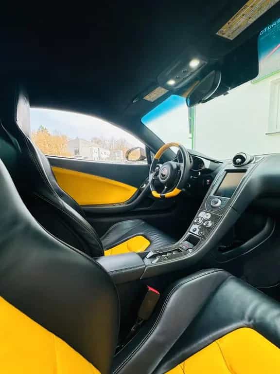 McLaren MP4-12C 12C MSO Coupé, MSO Einzelstück 07/2012-photo-7