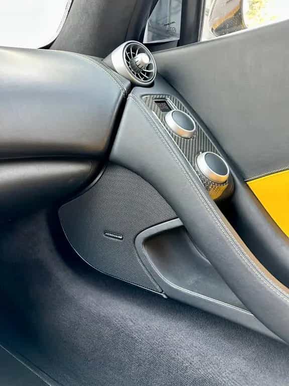 McLaren MP4-12C 12C MSO Coupé, MSO Einzelstück 07/2012-photo-9