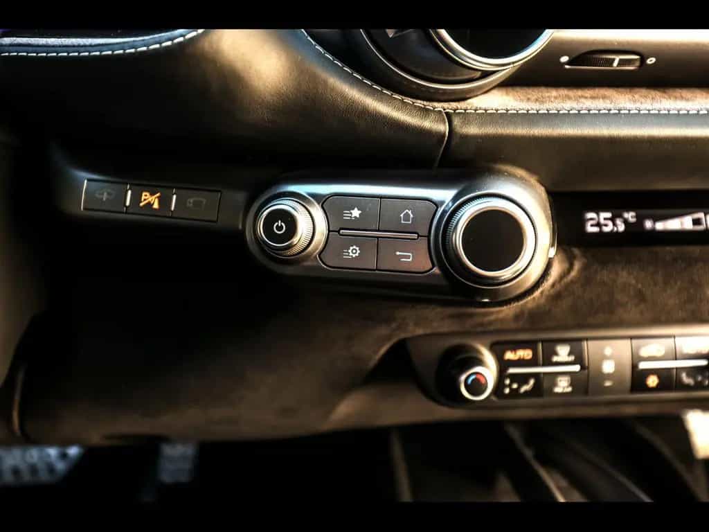 Ferrari 812 Superfast °POWER15 02/27°PPF°2xKAM°LIFT°DISP 06/2018-photo-25