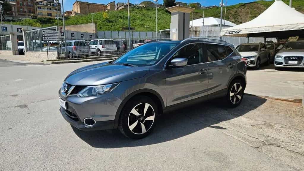Nissan Qashqai 1.5 dCi Tekna 04/2016-photo-2