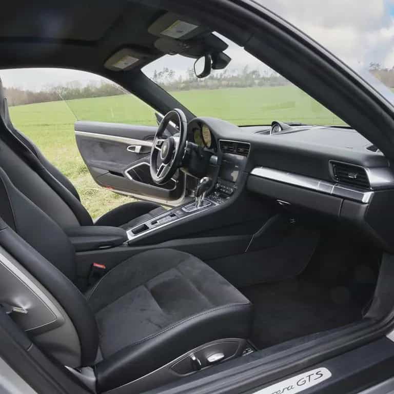 Porsche 911 991.2 GTS 3.0 gepflegtes Liebhaberauto 04/2016-photo-11