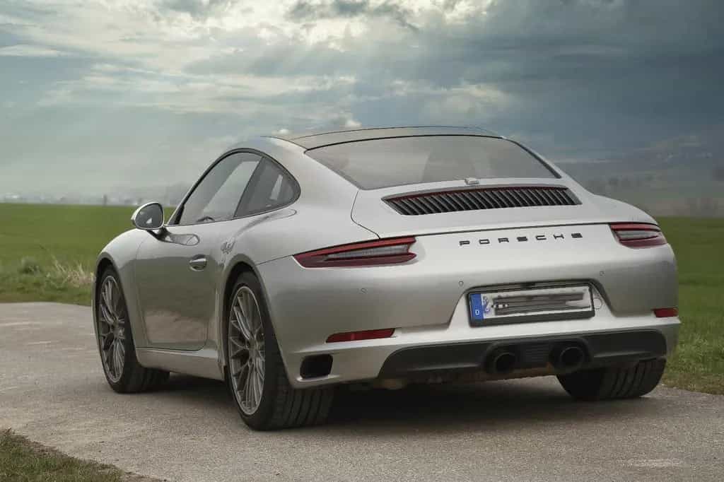 Porsche 911 991.2 GTS 3.0 gepflegtes Liebhaberauto 04/2016-photo-4