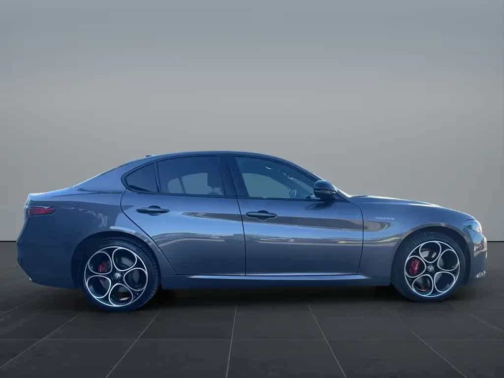 Alfa Romeo Giulia 2.0 Turbo 16V Veloce Q4 Navi KomfortPack 04/2024-photo-5