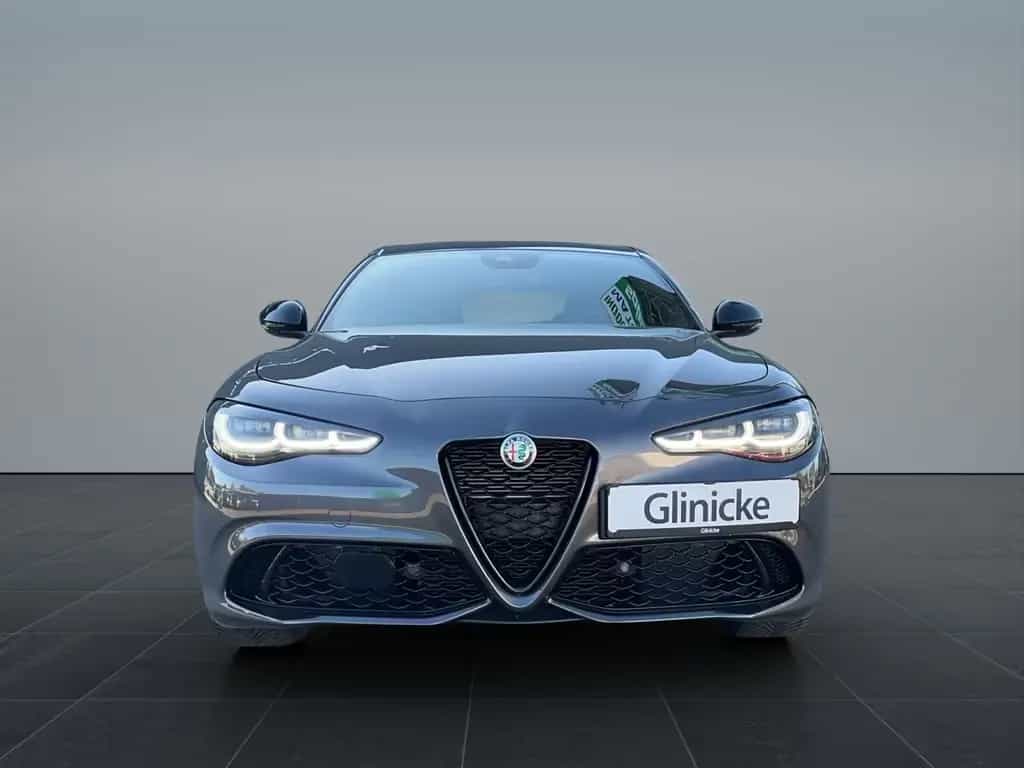 Alfa Romeo Giulia 2.0 Turbo 16V Veloce Q4 Navi KomfortPack 04/2024-photo-7