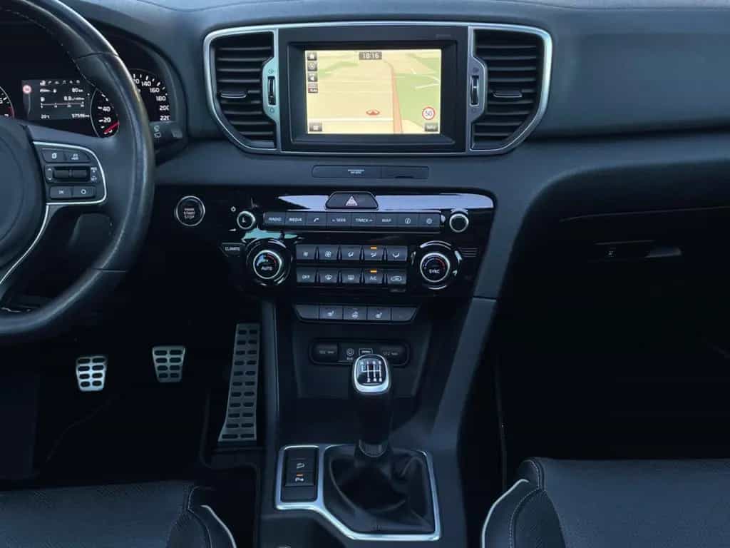 Kia Sportage GT-Line*PANORAMA*LEDER*R-KAM*NAVI* 07/2017-photo-32
