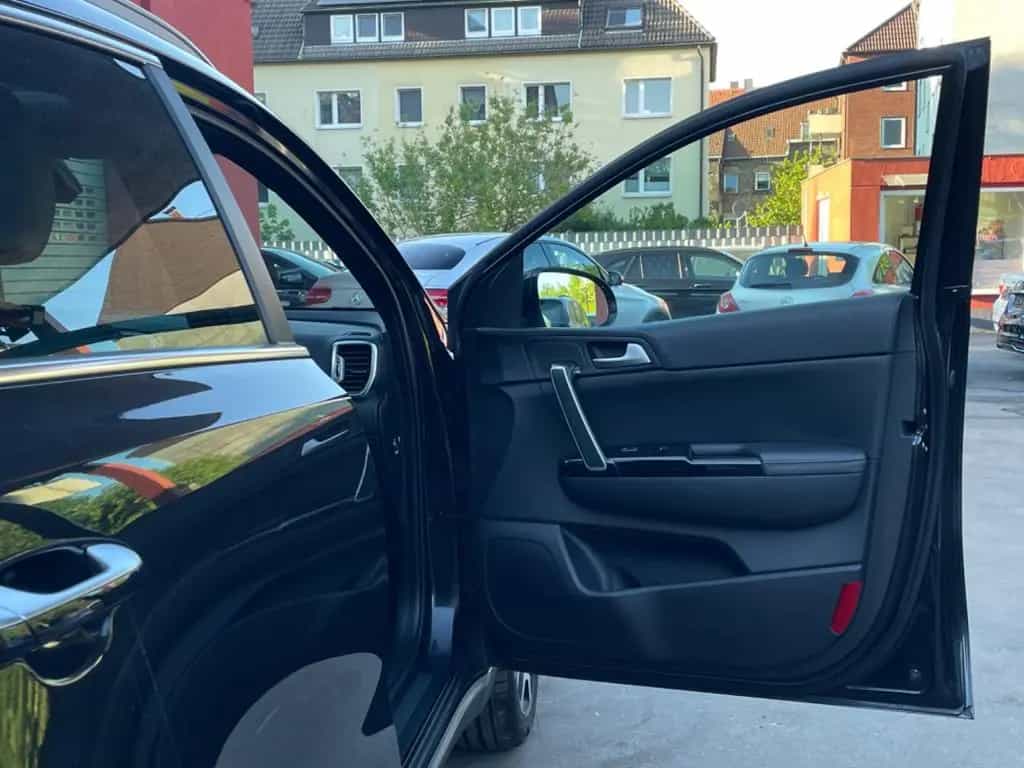 Kia Sportage GT-Line*PANORAMA*LEDER*R-KAM*NAVI* 07/2017-photo-34