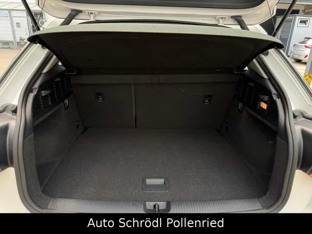 Audi Q2 sport 1.4 TFSI S tronic, AHK, LED, Sitzheiz. 06/2017-photo-15
