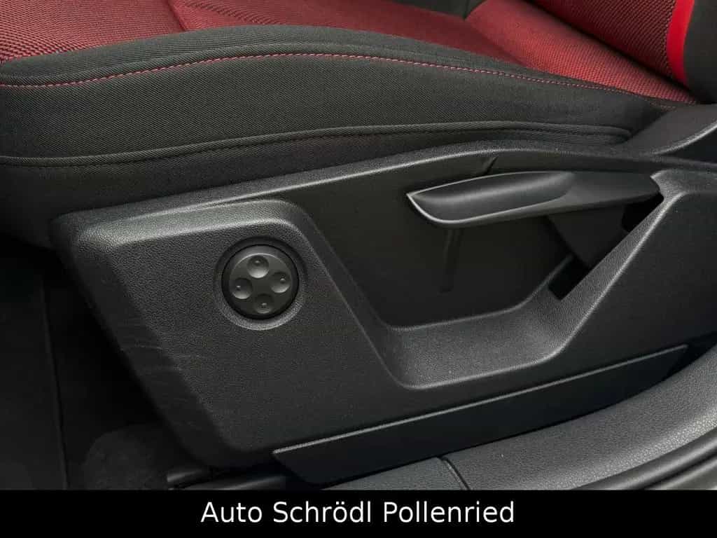 Audi Q2 sport 1.4 TFSI S tronic, AHK, LED, Sitzheiz. 06/2017-photo-40