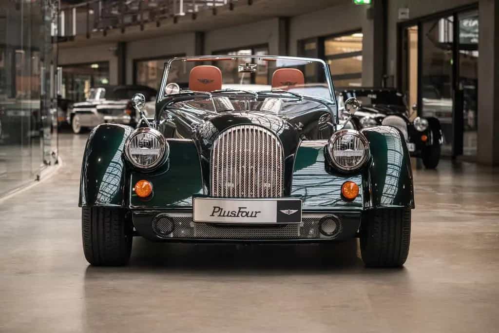 Morgan Plus Four - 16" - A/C - SHZ - Sonderfarbe 08/2022-photo-17