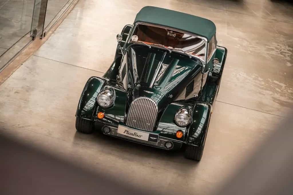 Morgan Plus Four - 16" - A/C - SHZ - Sonderfarbe 08/2022-photo-8