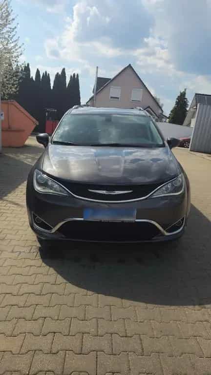 Chrysler Pacifica Touring L 7 Sitzer 04/2019-photo-1