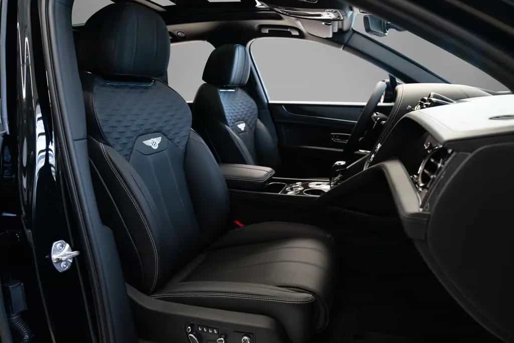 Bentley Bentayga Speed V8 *BLACK CRYSTAL* null-photo-11