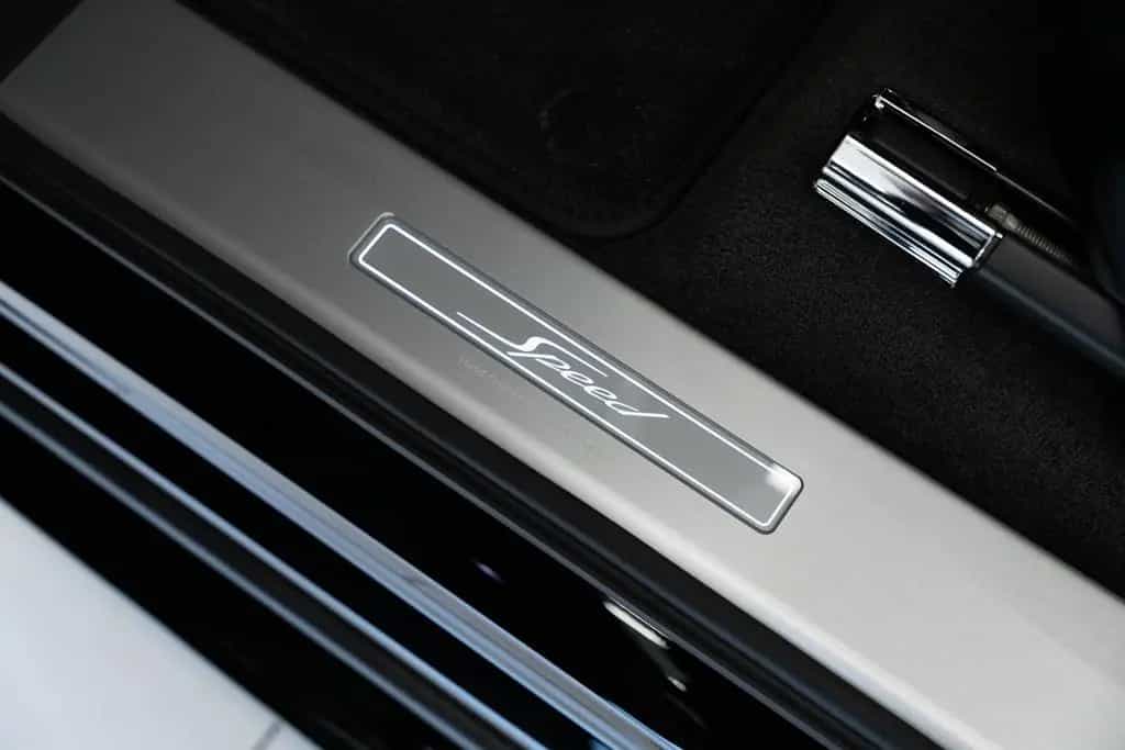 Bentley Bentayga Speed V8 *BLACK CRYSTAL* null-photo-19