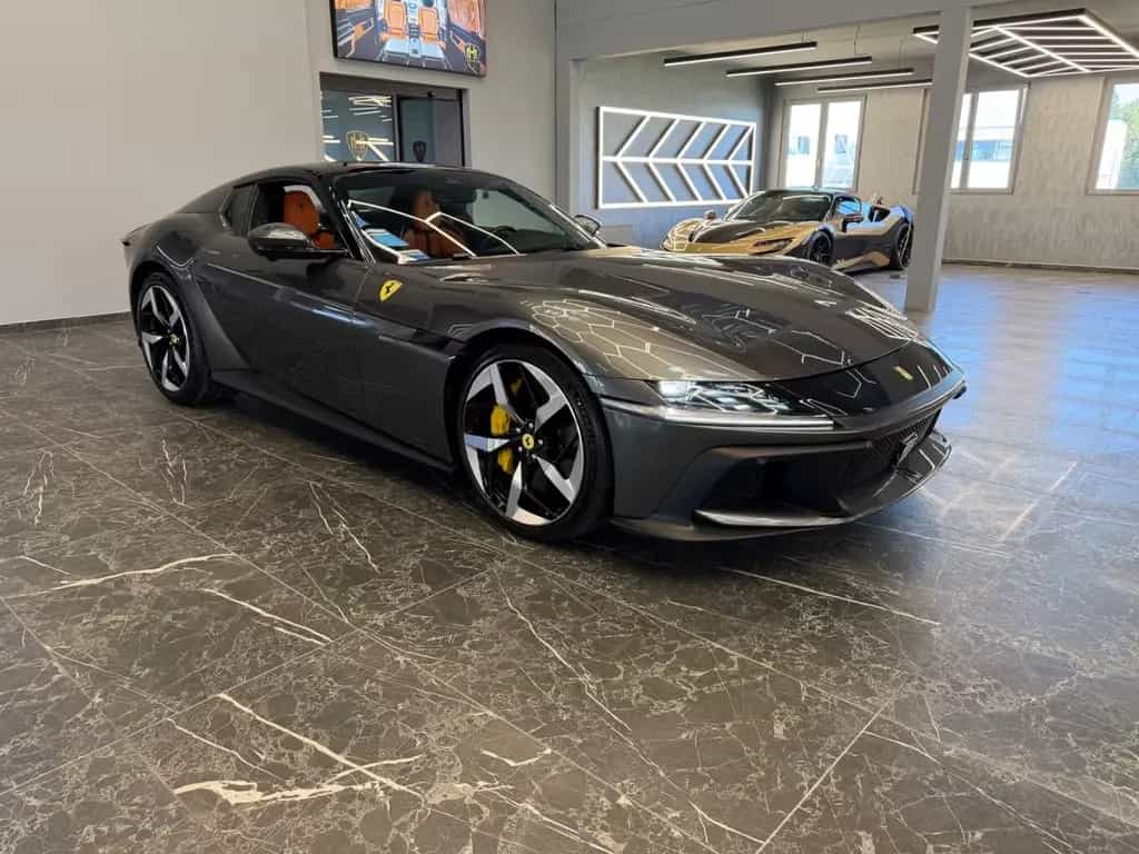 Ferrari 12Cilindri Spider + Lifting null-photo-0