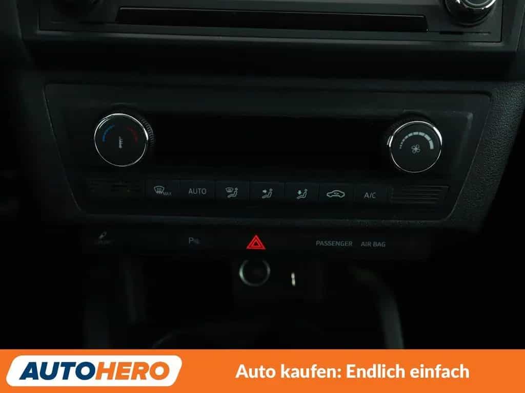 Seat Ibiza 1.0 TSI FR*NAVI*XENON*TEMPO*PDC*SHZ* 03/2016-photo-22