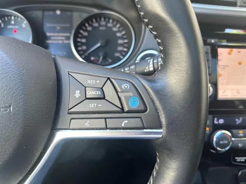 Nissan Qashqai 1.3 AT DIG-T Tekna 360°*PANO*NAVI*Bluet. 10/2019-photo-18