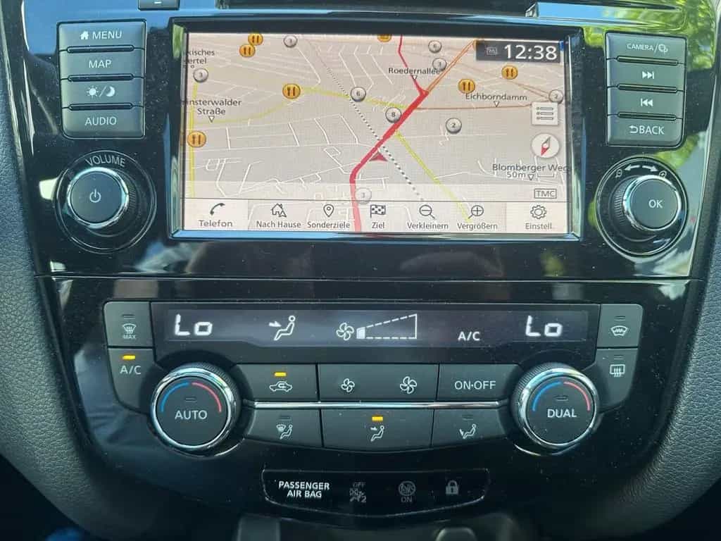 Nissan Qashqai 1.3 AT DIG-T Tekna 360°*PANO*NAVI*Bluet. 10/2019-photo-8