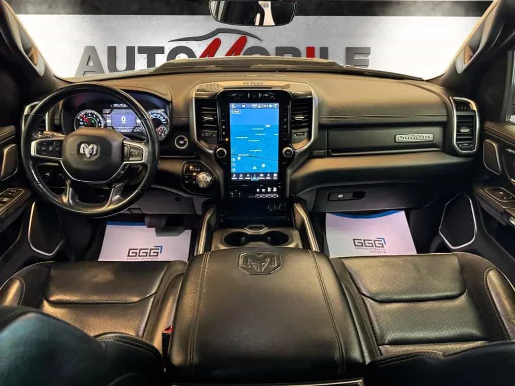 Dodge RAM 1500 5.7 Laramie 4x4 / Pano / Harman-Kardon 07/2022-photo-12