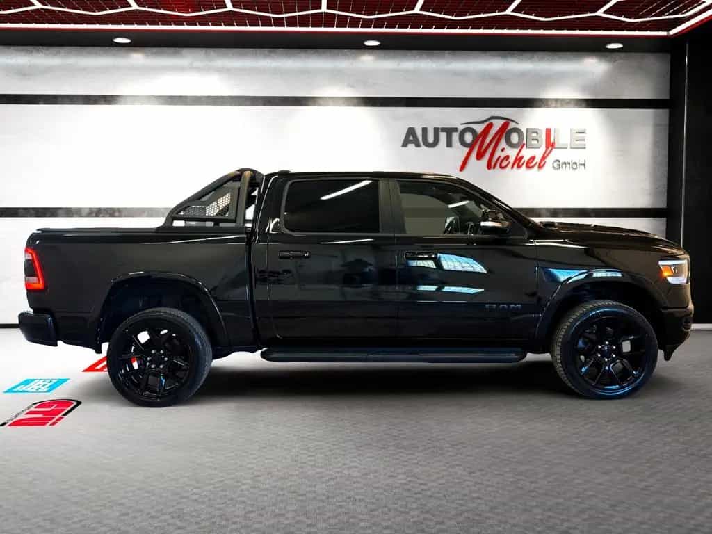 Dodge RAM 1500 5.7 Laramie 4x4 / Pano / Harman-Kardon 07/2022-photo-5
