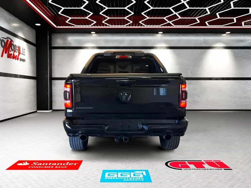 Dodge RAM 1500 5.7 Laramie 4x4 / Pano / Harman-Kardon 07/2022-photo-7