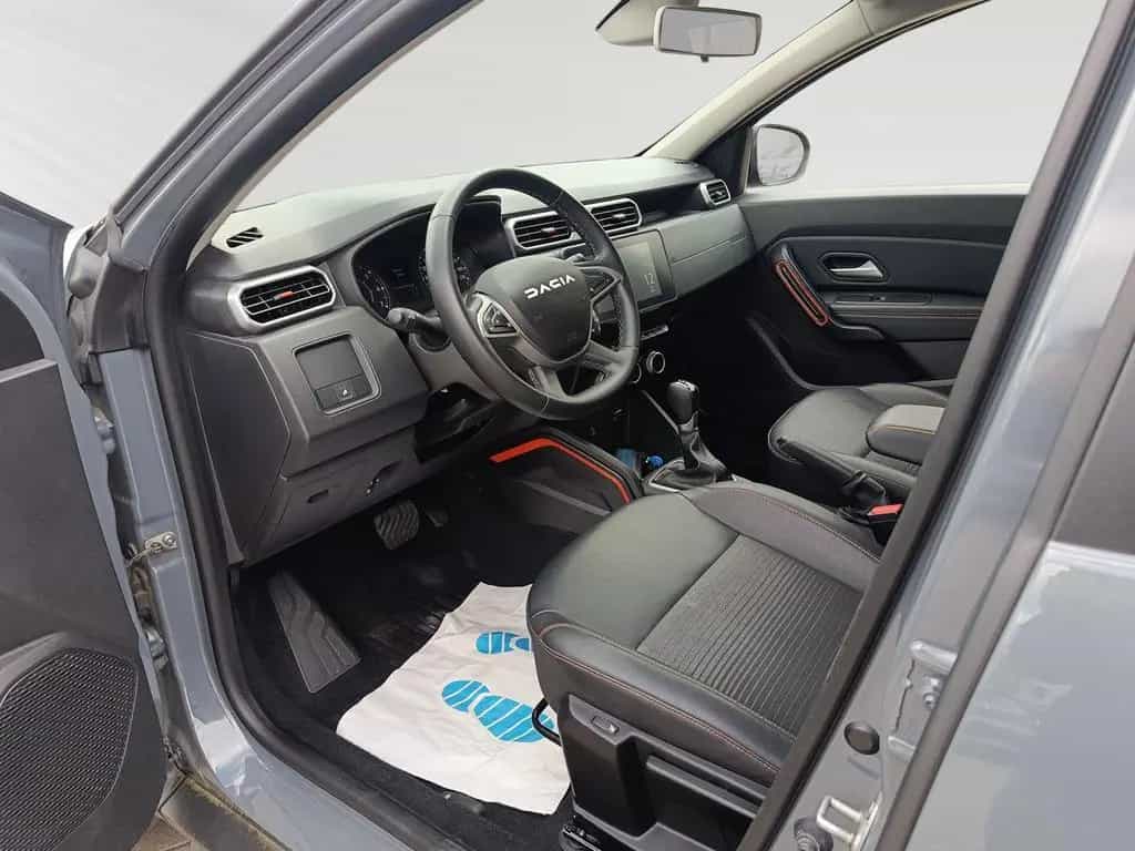 Dacia Duster Extreme TCe 150 Automatik 03/2023-photo-6