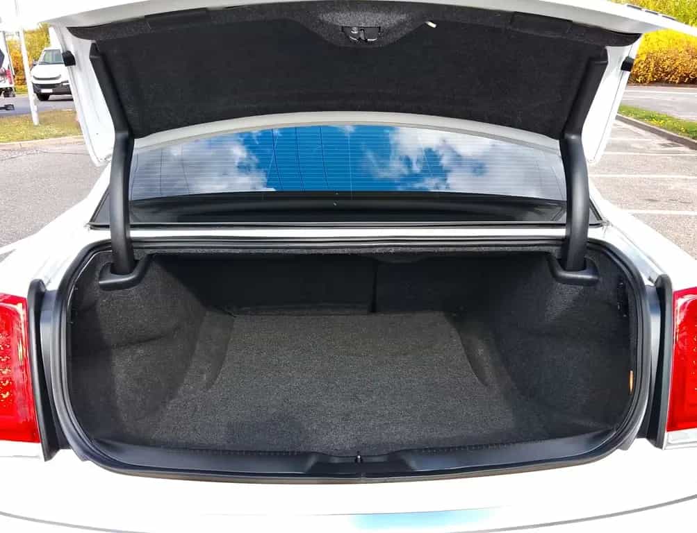 Chrysler 300C Sehr guter Zustand 04/2021-photo-14